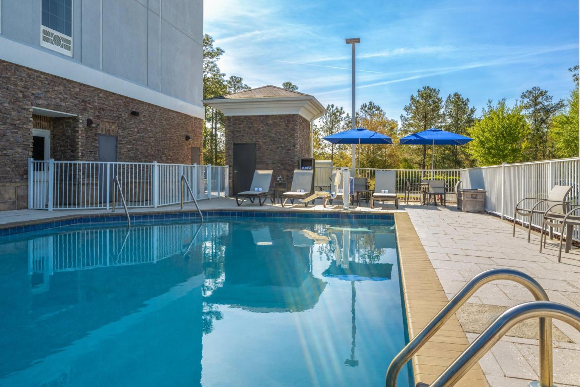 Holiday Inn Express & Suites Aiken By Ihg Zewnętrze zdjęcie